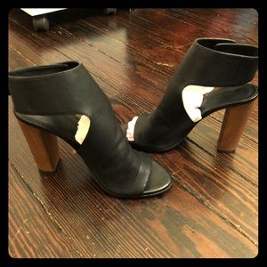 Peep toe chunky heels